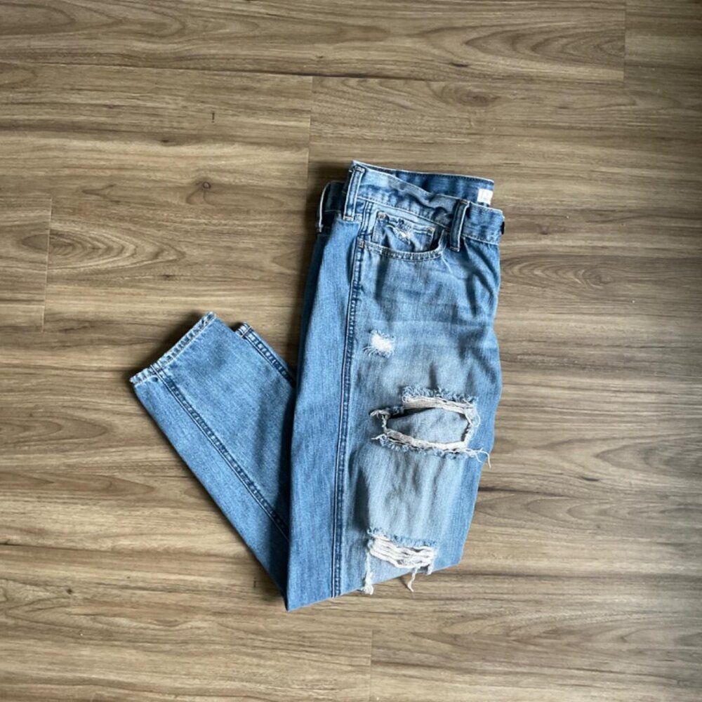 Hollister Button-Up Distressed Boyfriend Jeans - Size 7
